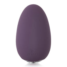 Load image into Gallery viewer, Je Joue Mimi Soft Clitoral Vibrator Purple