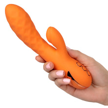 Load image into Gallery viewer, Rechargeable Newport Beach Babe Vibrator