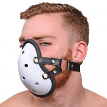 Load image into Gallery viewer, Musk Athletic Cup Muzzle
