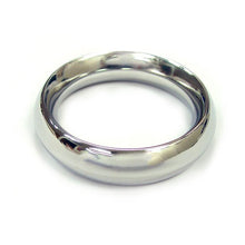 Load image into Gallery viewer, Rouge Stainless Steel Doughunt Cock Ring 45mm
